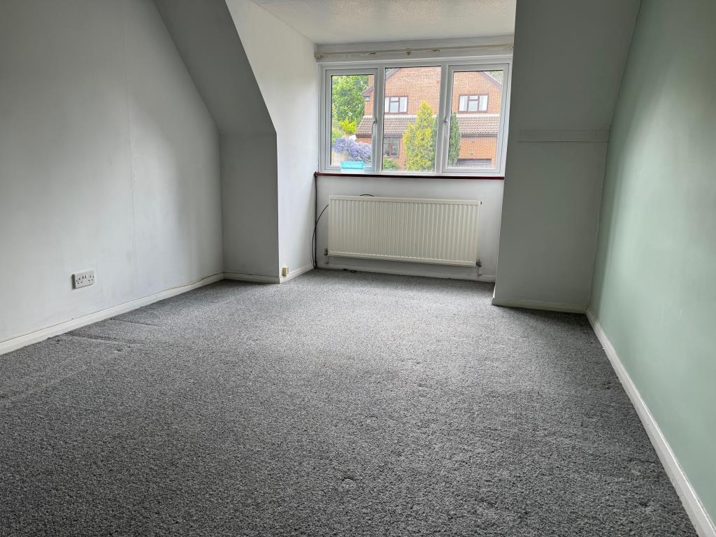 Lot: 113 - FOUR-BEDROOM HOUSE FOR REFURBISHMENT - Bedroom 2 on First floor